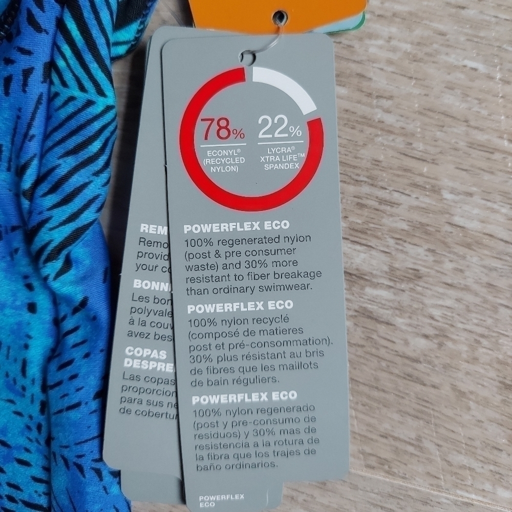 Speedo Fit Racer Back Top - Picture 10 of 14